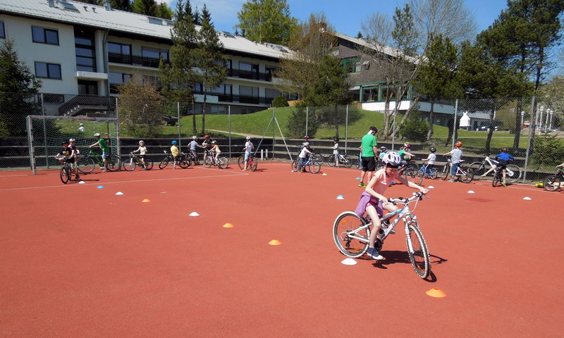 Kinder-/Jugend-Training