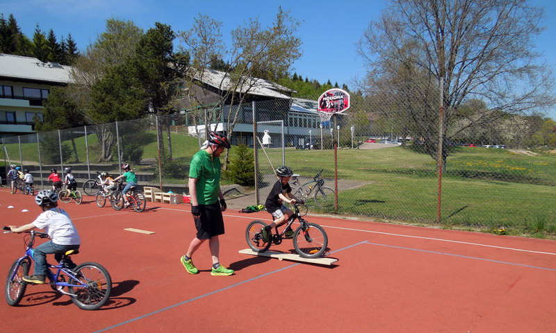 Kinder-/Jugend-Training