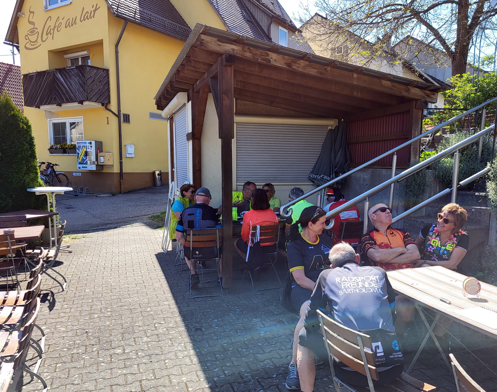 Mittwochsradler auf Kaffeefahrt in Heuchstetten