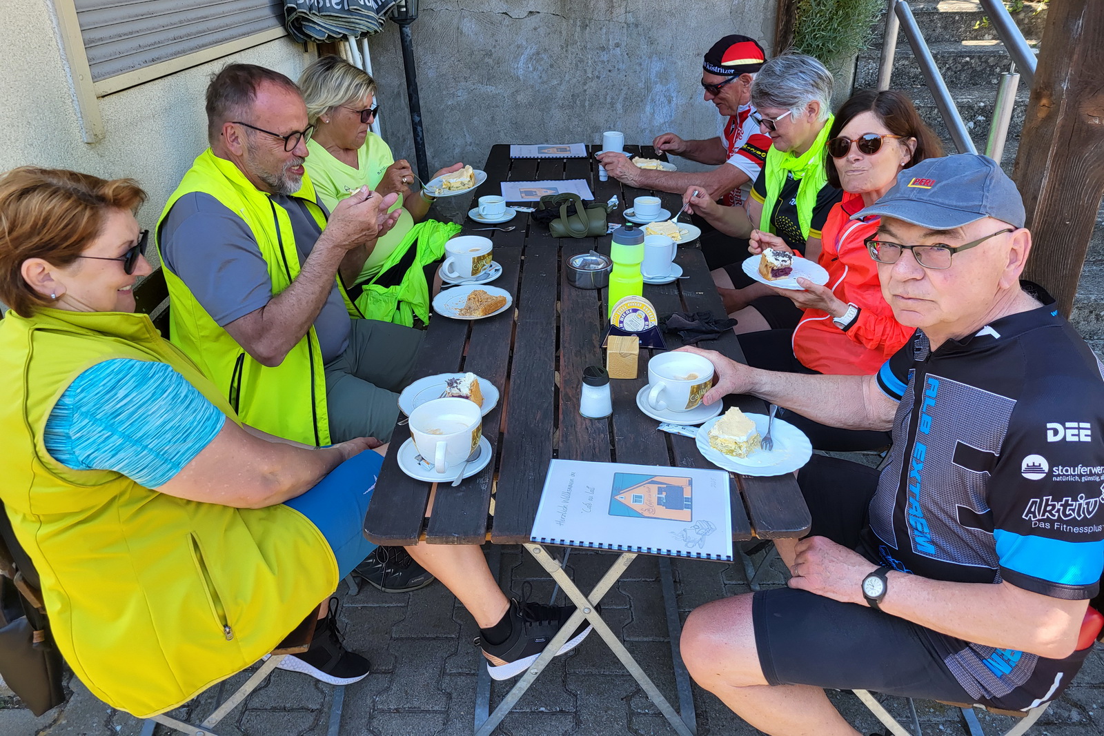 Mittwochsradler auf Kaffeefahrt in Heuchstetten