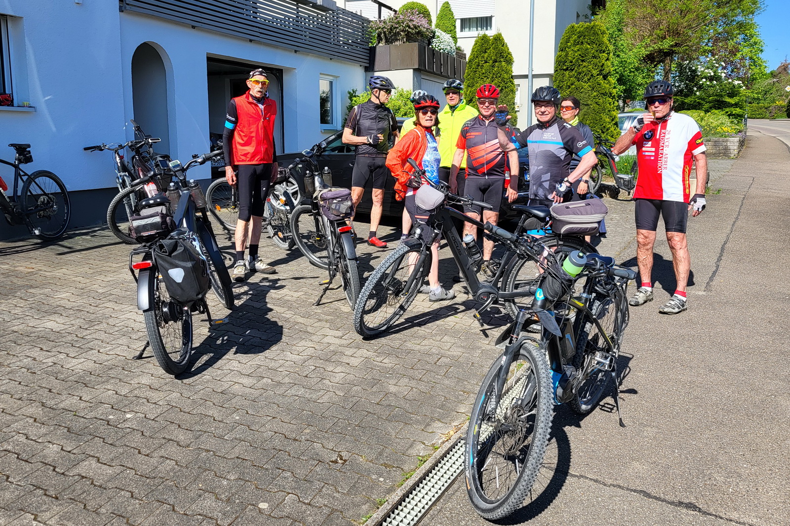 Mittwochsradler auf Maitour zum Altenbergturm