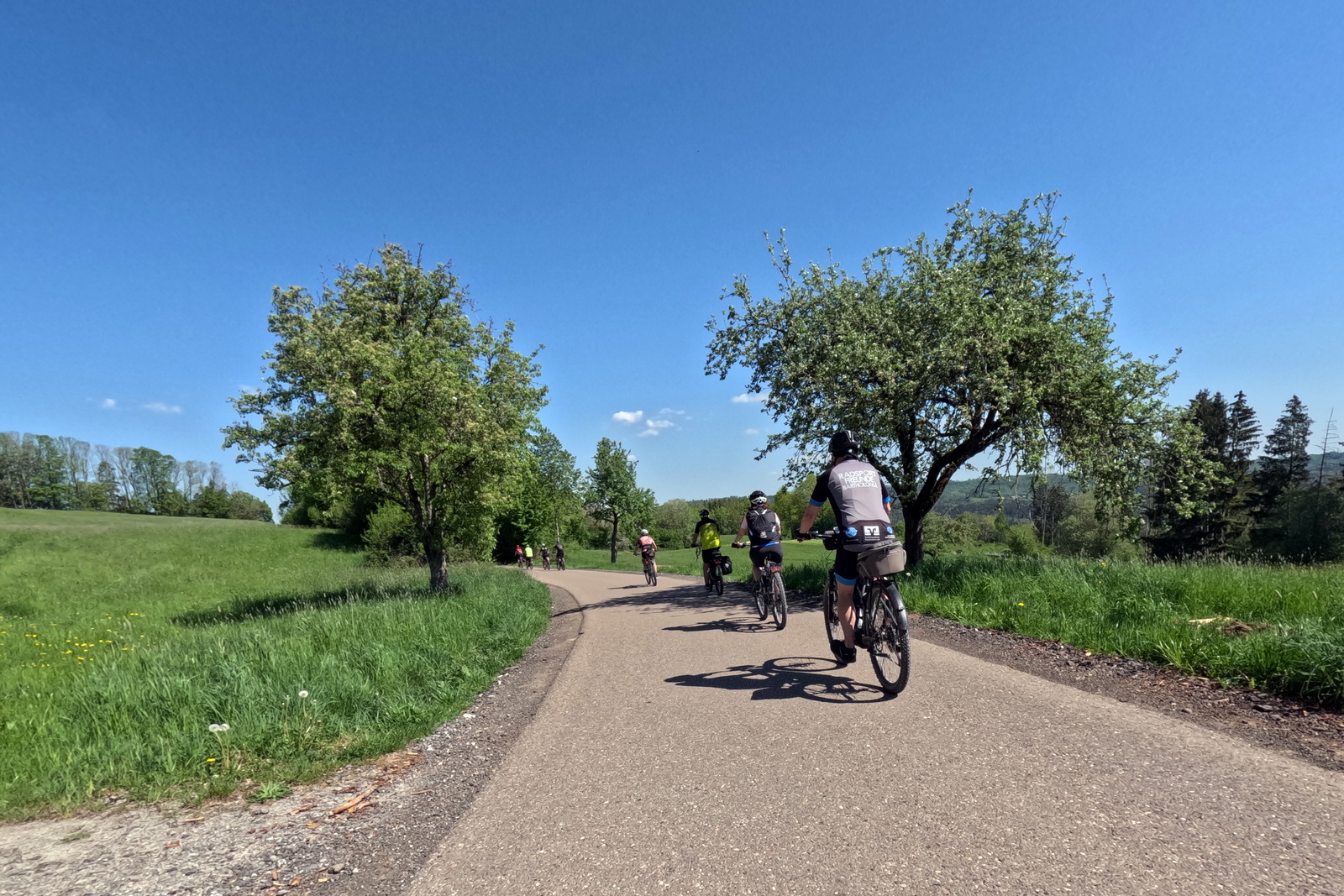 Mittwochsradler auf Maitour zum Altenbergturm