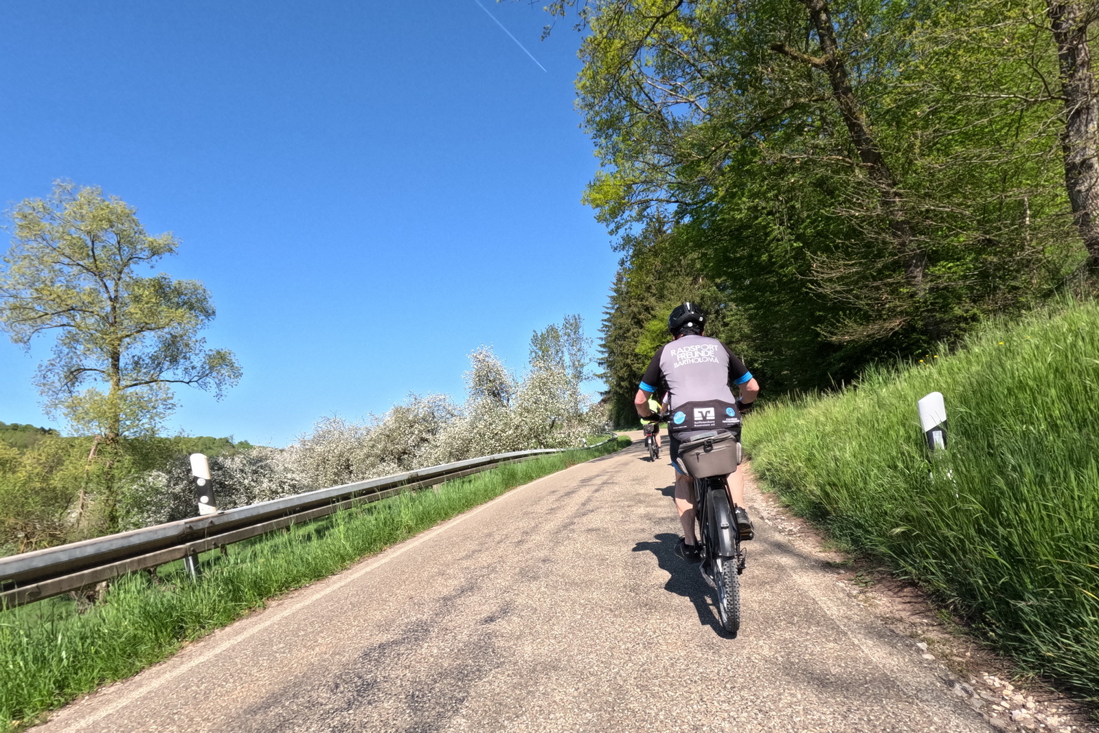 Mittwochsradler auf Maitour zum Altenbergturm
