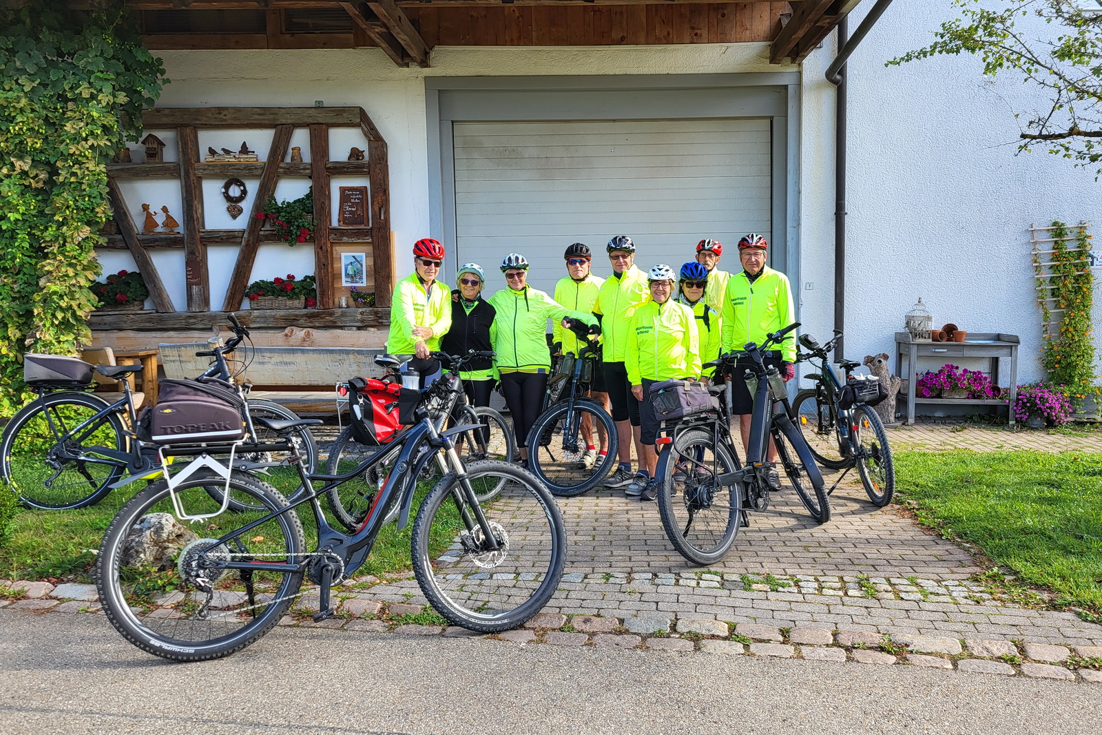 Mittwochsradler radeln über Küpfendorf nach Tauchenweiler