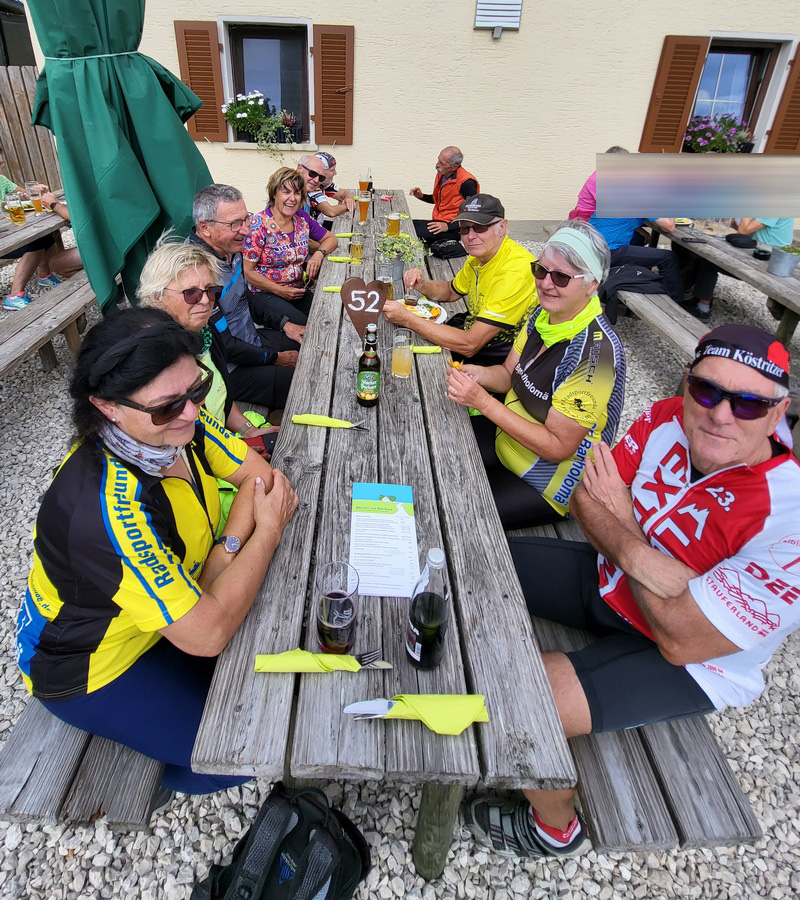 Mittwochsradler radeln über Küpfendorf nach Tauchenweiler