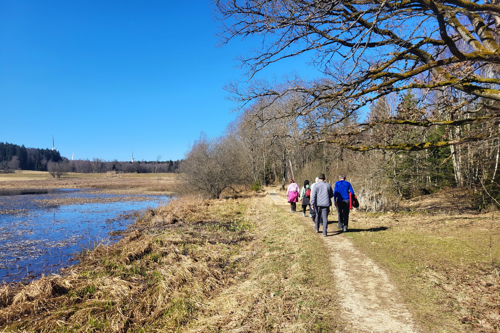 Wanderung nach Lauterburg