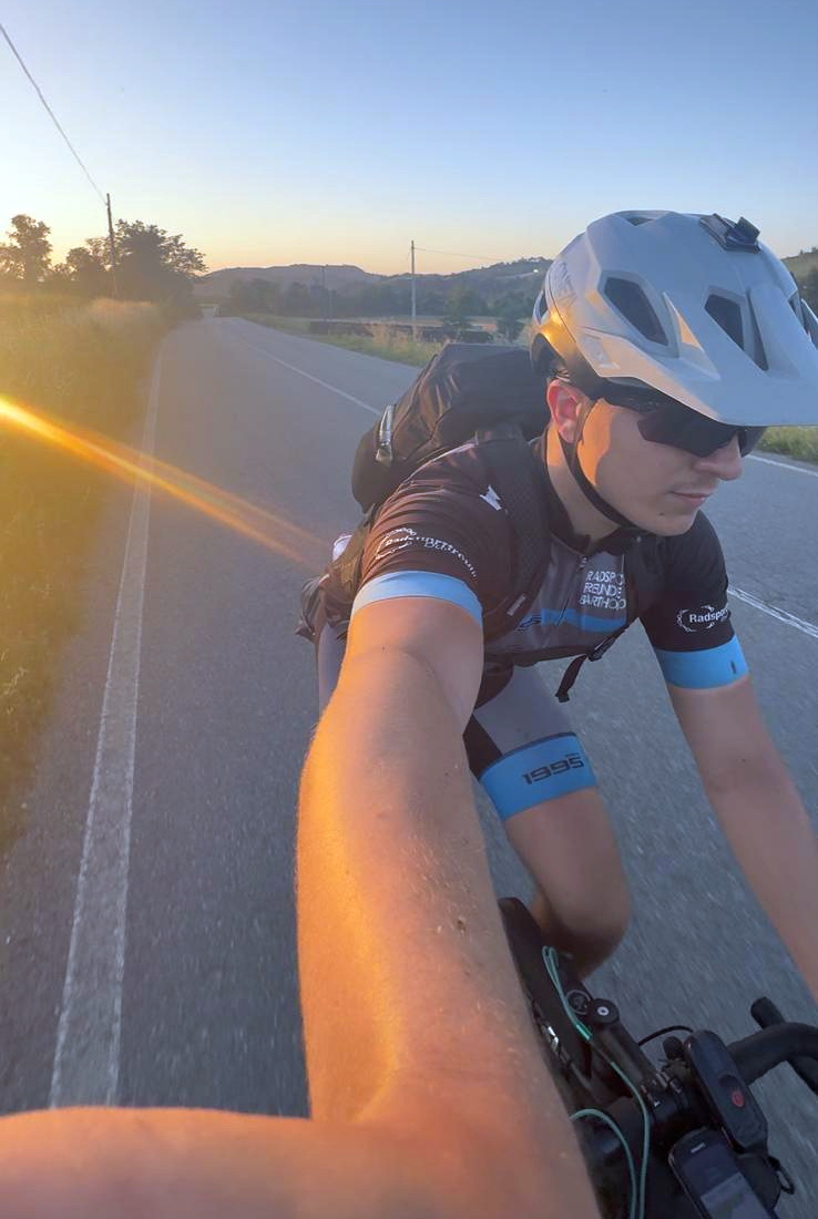 Mit dem Gravelbike durch sieben Länder